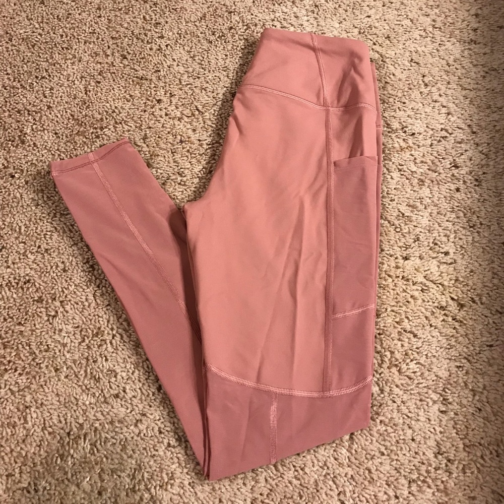 Victoria’s Secret Mesh Workout Leggings‎